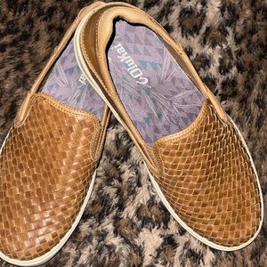 OluKai Lae’ahi Lauhala loafers